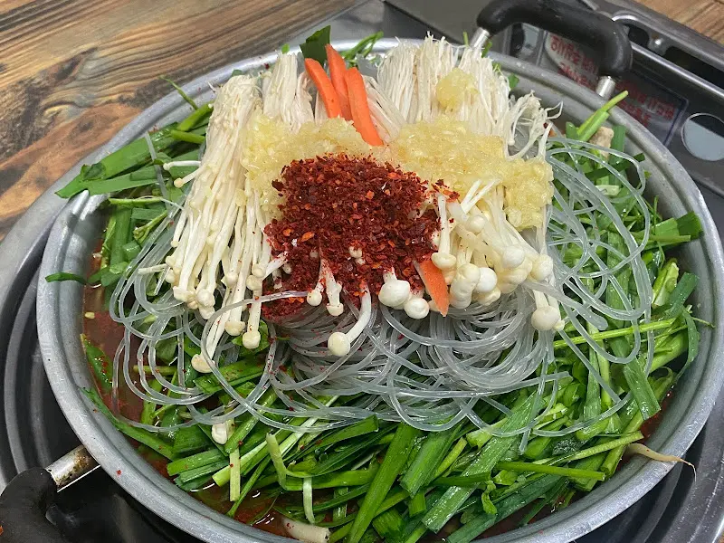 다시 봐도 먹음직스러운 곱창전골