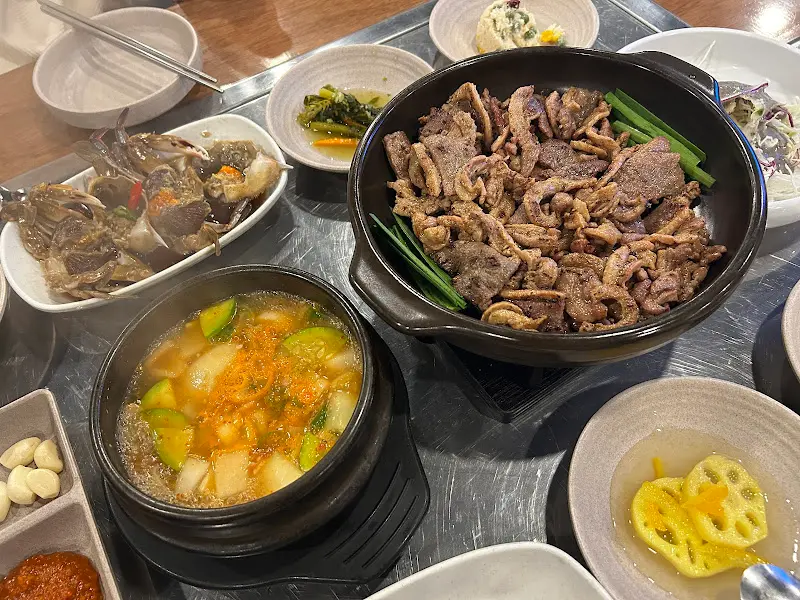 돈우리가든 한상차림