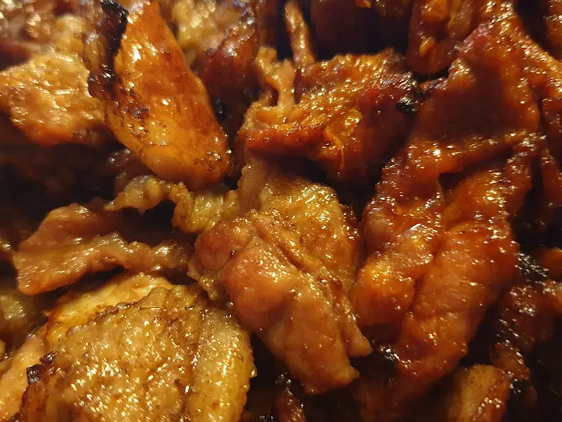 숯불 향이 가득한 석쇠구이