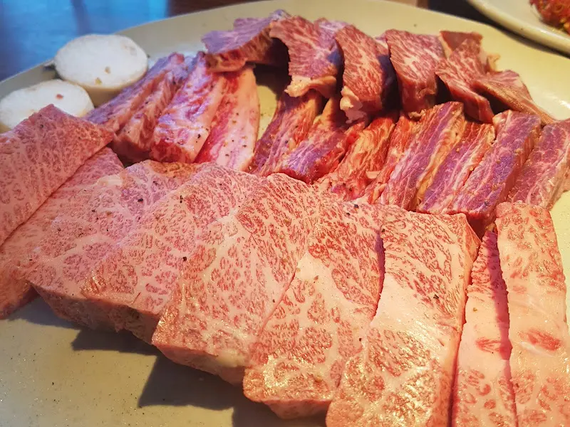 마블링이 살아있는 생갈비