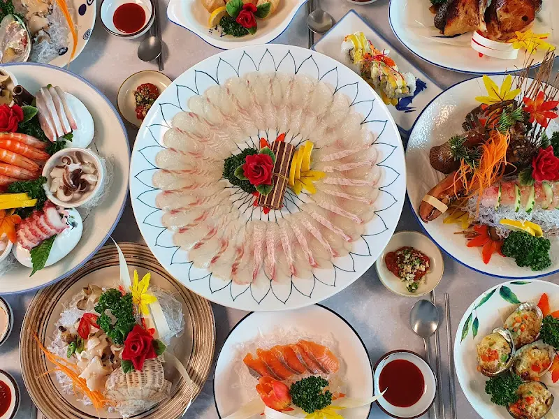 잘 차려진 회 정식