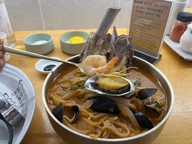 푸짐한 보양 짬뽕의 비주얼