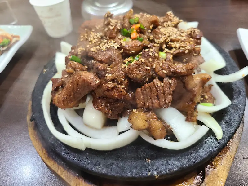 윤기 좔좔 석갈비