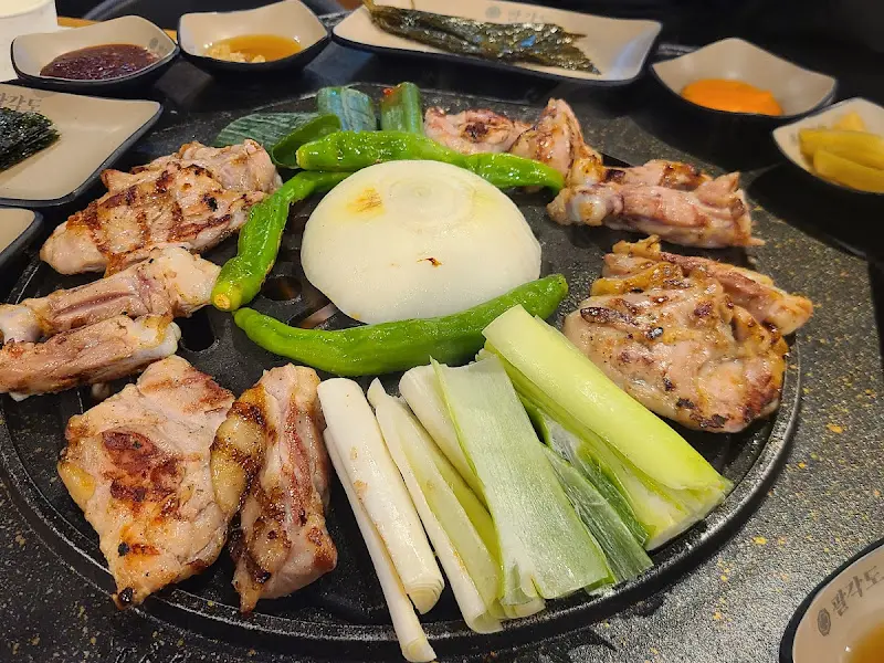 팔각도 닭갈비 한상차림