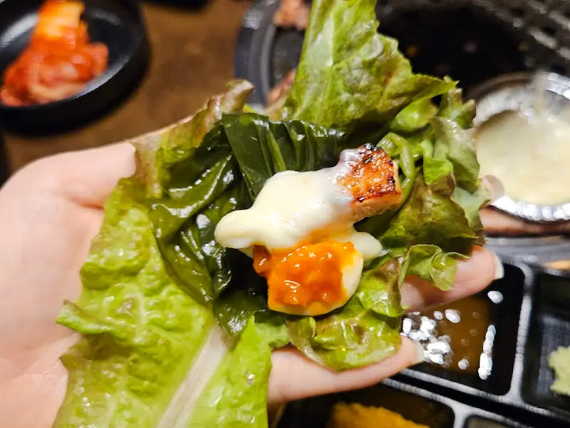 쌈으로 즐기는 고기