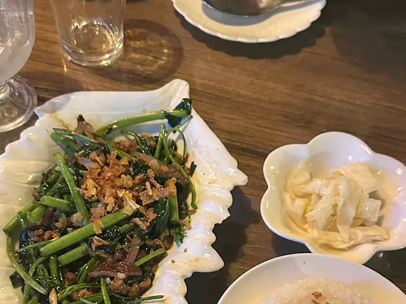 쿤댕의 공심채볶음