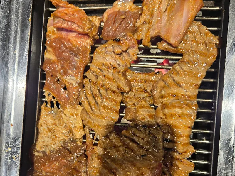 맛있게 익어가는 갈비