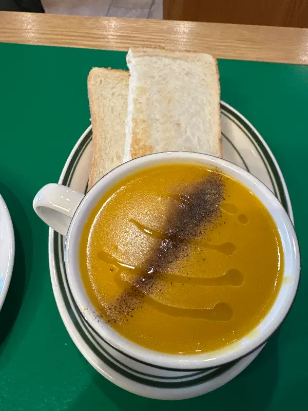 단호박 스프와 식빵