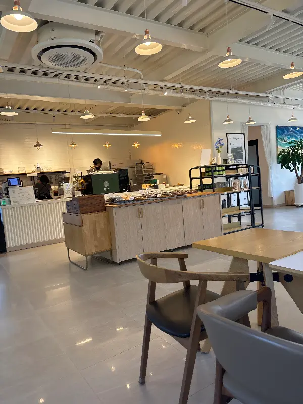 연다원 내부 인테리어