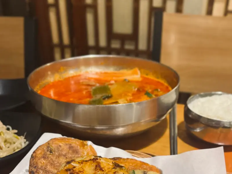 모듬전과 육개장의 조화