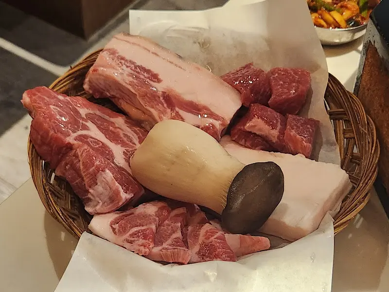 함돈 배곧직영점 외관