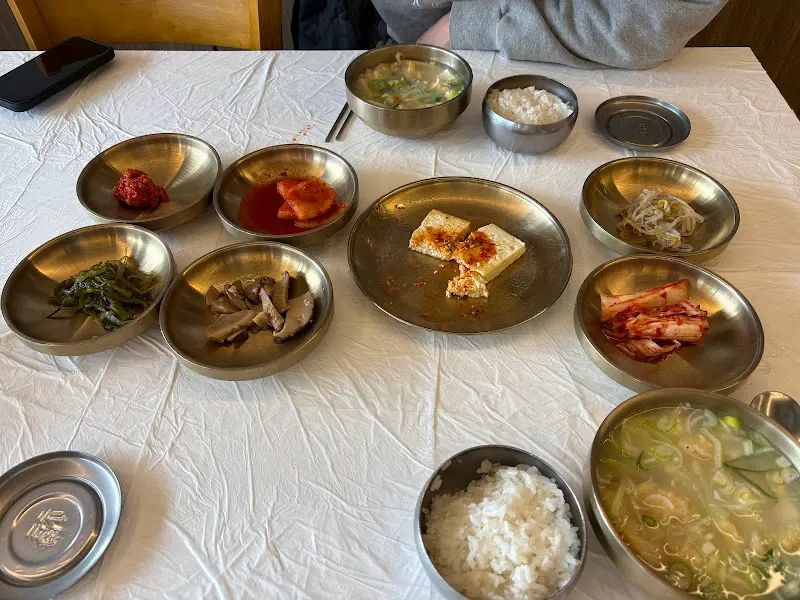 황태구이정식 한상차림