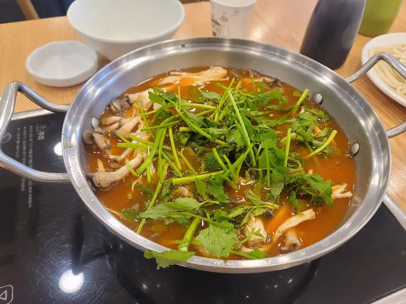 얼크니손칼국수 메인 메뉴