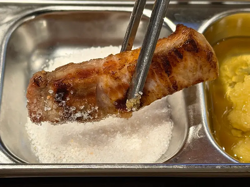 기본으로 제공되는 김치 쌀국수