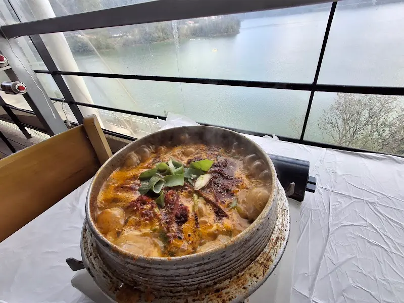 상록수 메기매운탕