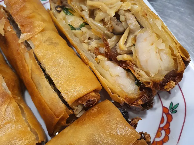 뼈만 덩그러니 놓인 뽀삐아 단면