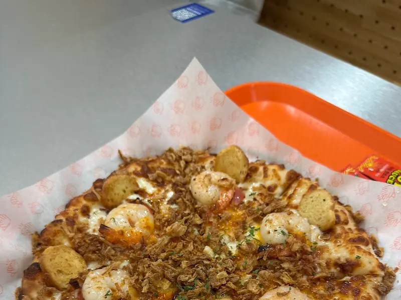 클랩피자의 대표 메뉴, 갈릭 슈림프 피자