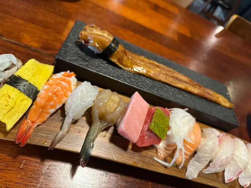 초밥과 찰떡궁합인 돈까스