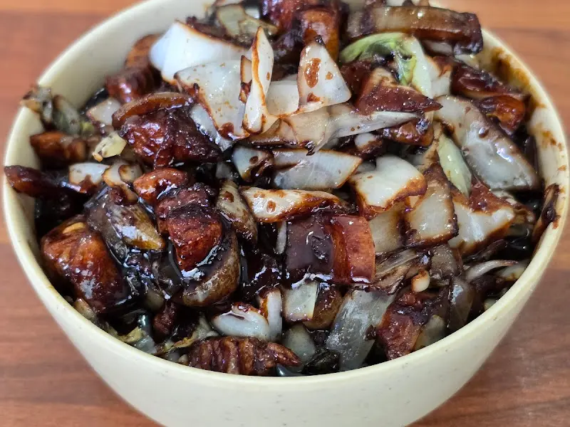 윤기가 흐르는 남경반점의 간짜장 소스