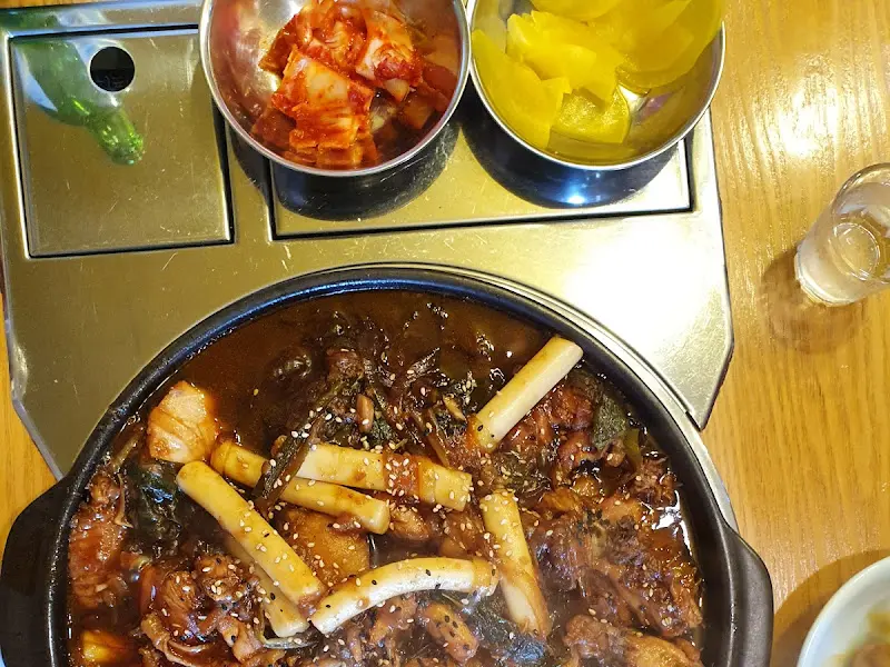 묵은지 닭볶음탕 비주얼