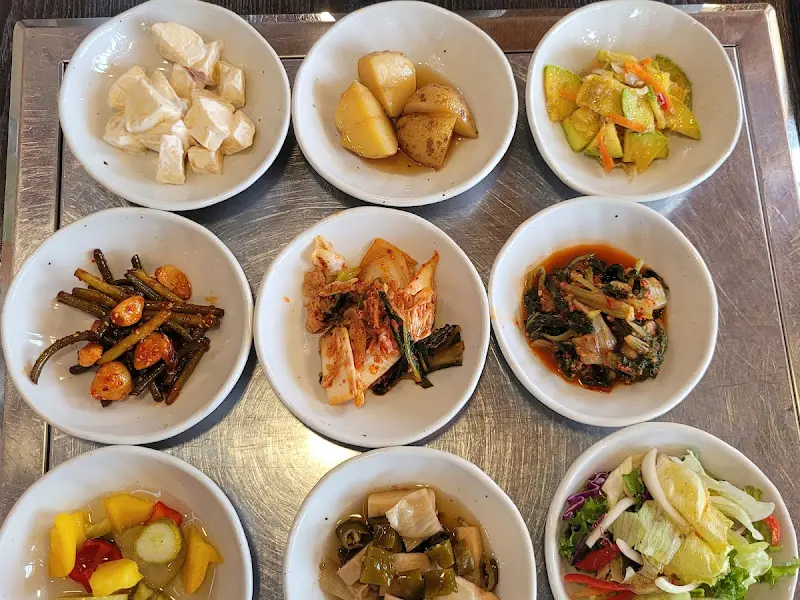 다양한 밑반찬 클로즈업 사진