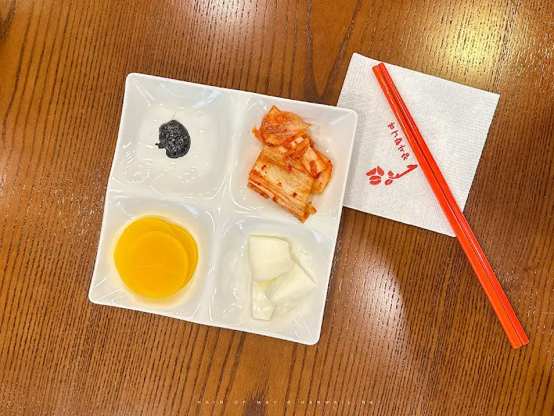 경방루 기본 반찬