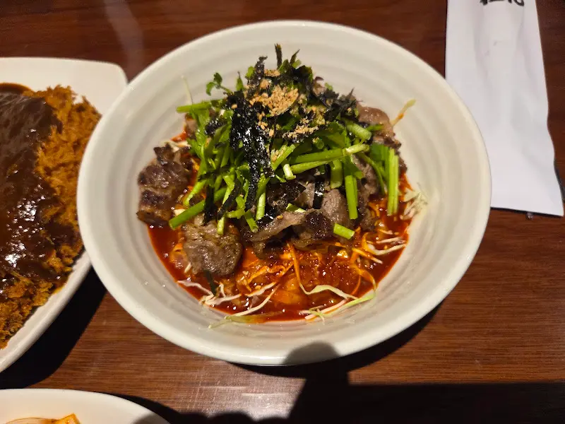 이타국시 양지비빔국수