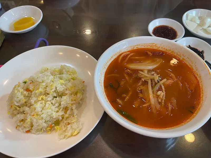 진흥각 짬뽕밥과 볶음밥