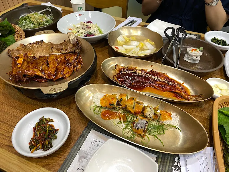 푸짐한 기본 상차림