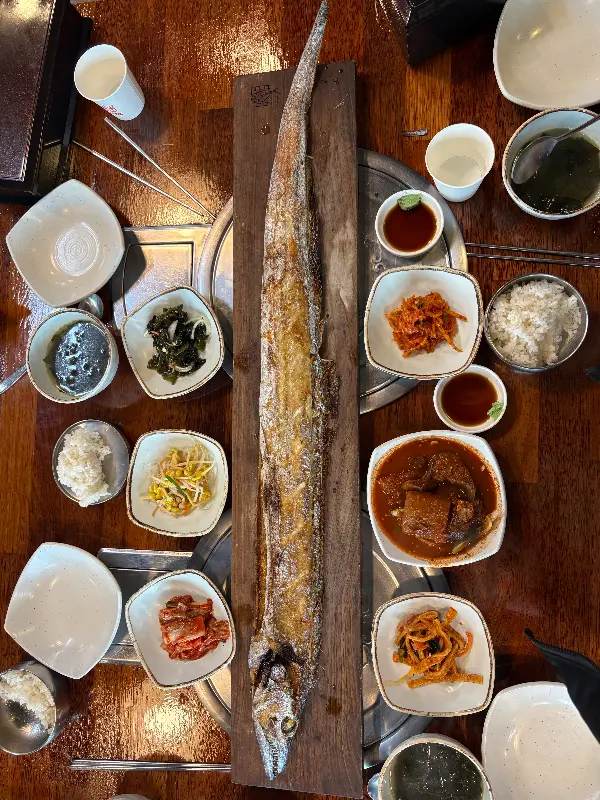 통갈치구이 한상차림