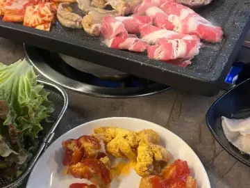 혼밥러의 성지! 진주 경상대 맛집 돈스타에서 무한리필 고기 먹방 성공!