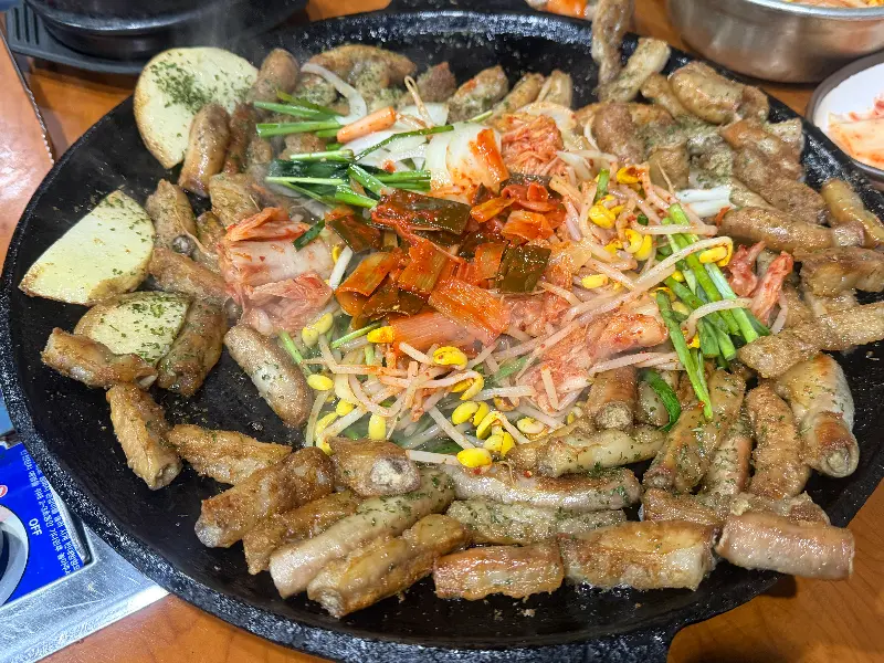 곱창과 곁들임 메뉴