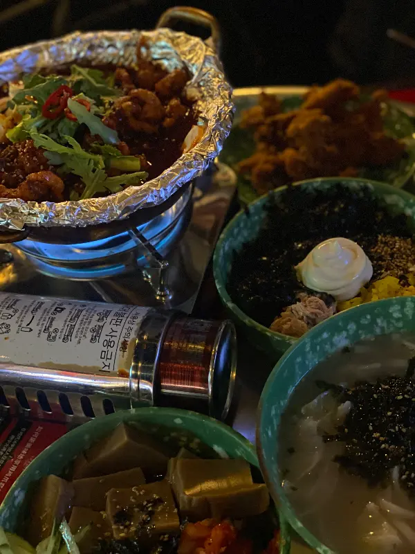 닭발 한상차림 전체샷