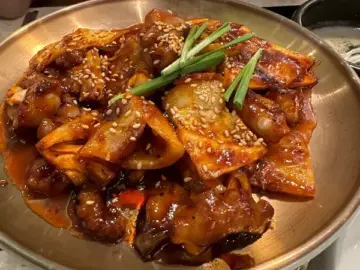 혼밥러의 성지, 목동 41타워에서 발견한 불향 가득한 낙지볶음 맛집