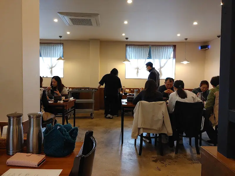 초동순두부 식당 내부