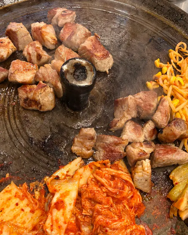 목구멍 초량점 상차림