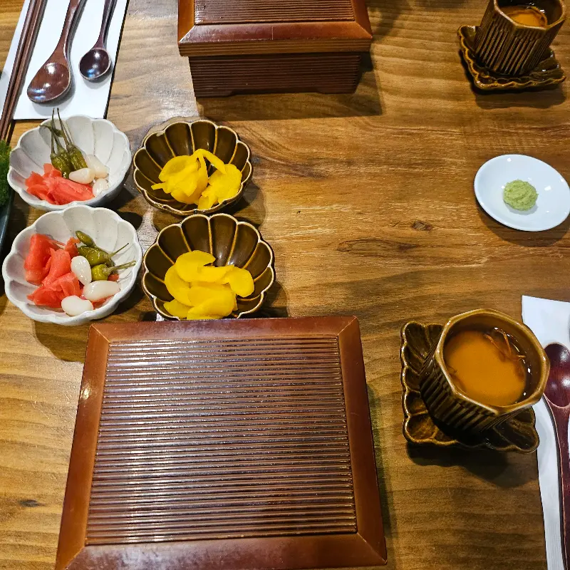 장어덮밥 한상차림