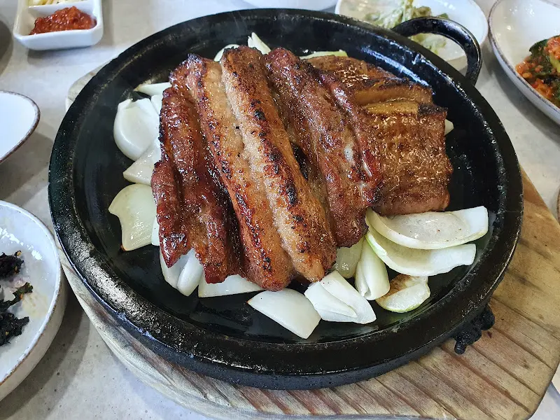 돌판 위의 석갈비