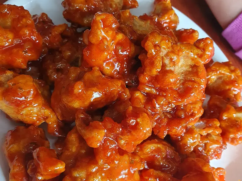 매콤달콤한 양념 순살 치킨