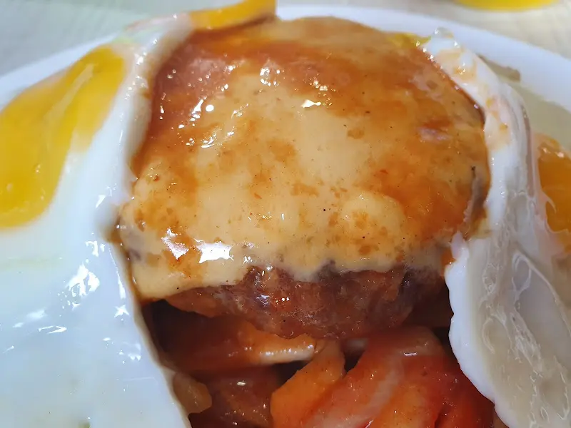 함박스테이크 확대샷