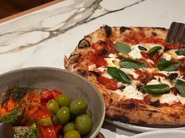 서울숲 미식의 정원, 다로베에서 피자 맛집의 새로운 역사를 쓰다