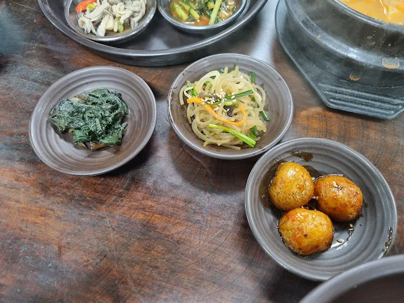 밑반찬 클로즈업 2