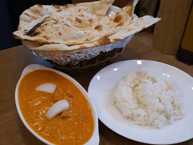 플레인 난과 달 커리