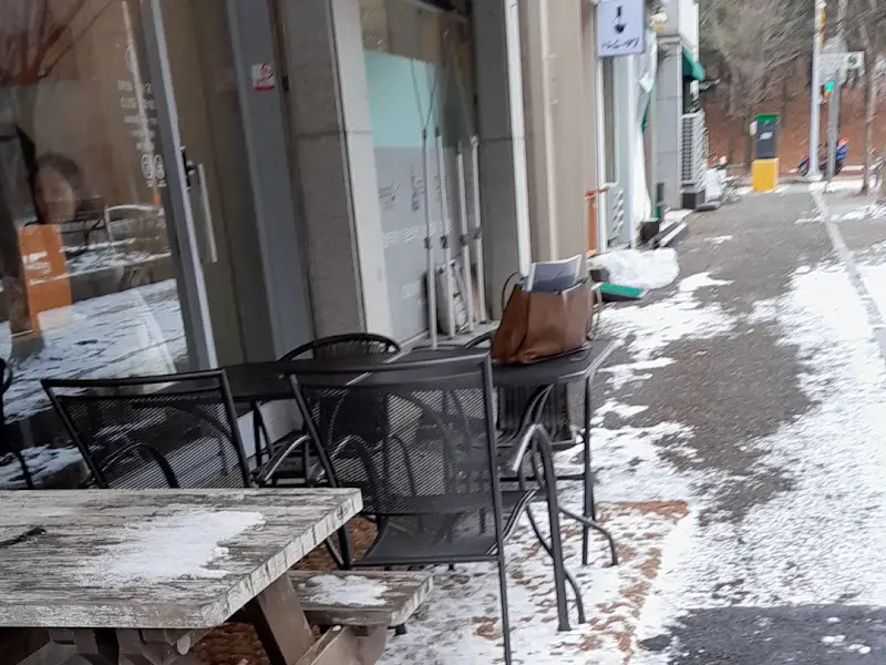 건강한 파스타 외부 좌석