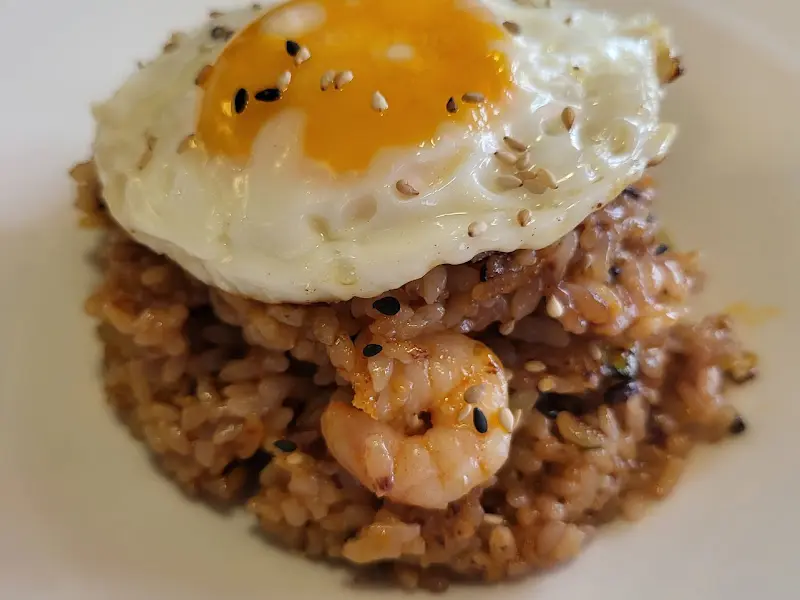 계란 프라이가 올라간 리조또