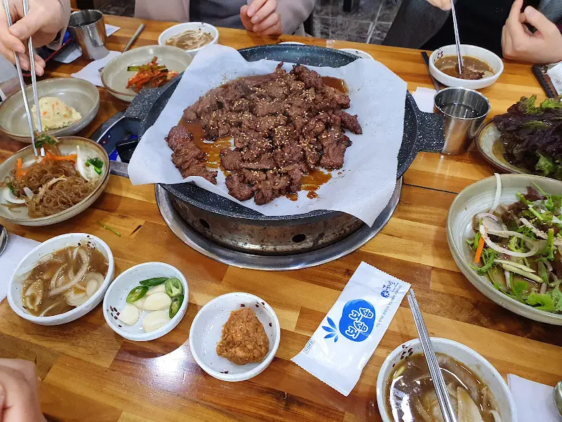 갈매기살 한 상 차림