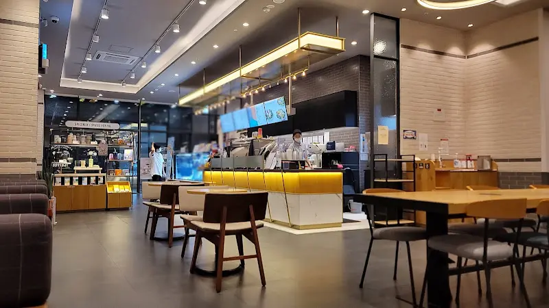 1층 테이블 좌석