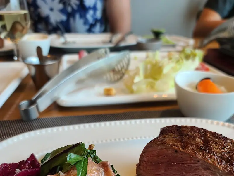 스테이크와 гарнир гарниры