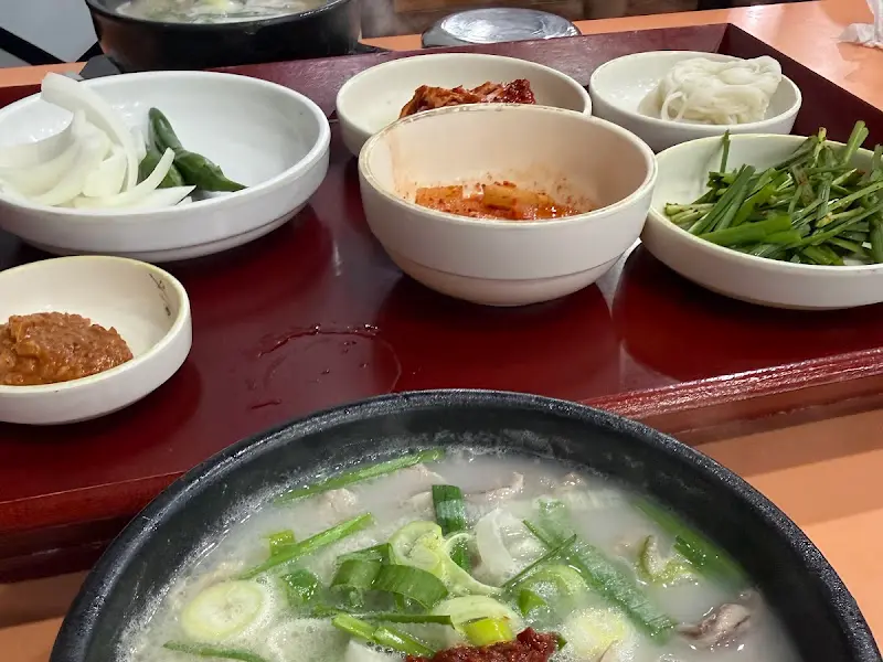 장수촌 순대돼지국밥 기본 반찬