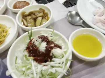 추억을 굽는 솥뚜껑, 감골생고기타운에서 맛보는 충주 옛맛 돼지구이 혼밥맛집